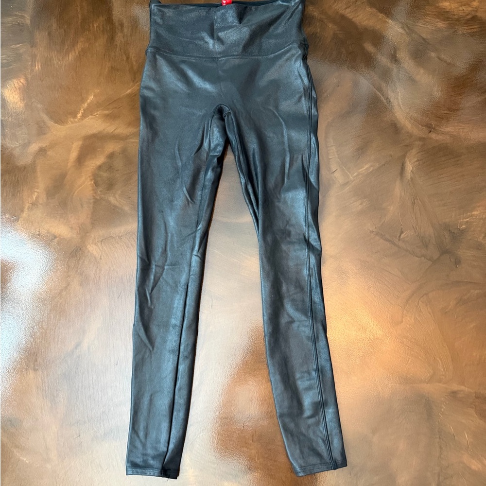 Spanx Faux Leather Leggings - Black Size Medium M Regular Inseam - Worn Once